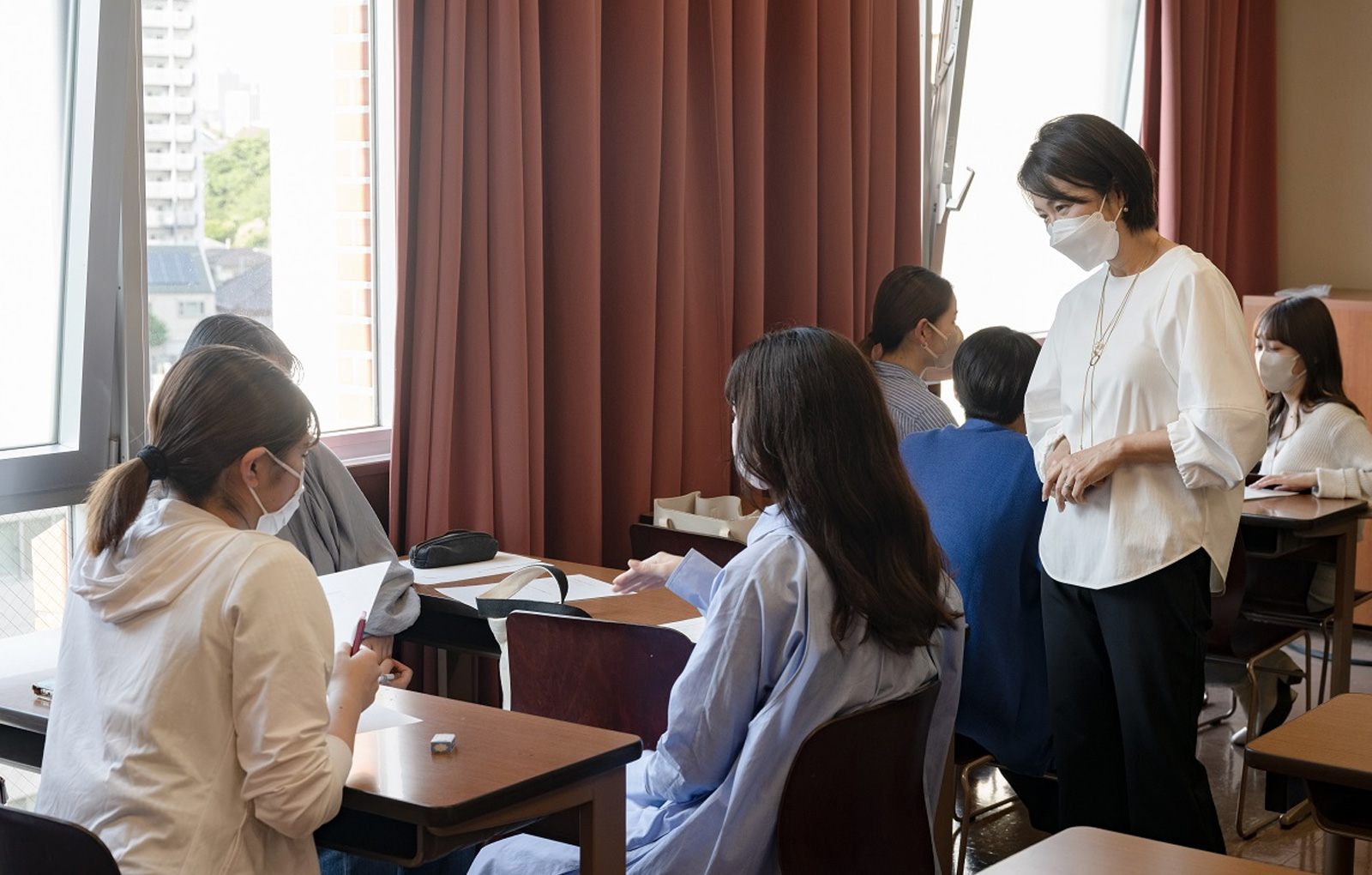モリーブ代表の永森咲希が、明治学院大学 社会学部社会学科教授 柘植あづみ先生のクラスにて「キャリア形成と子どもを持つ・持たない・持てないを考える」という出張授業を実施いたしました。